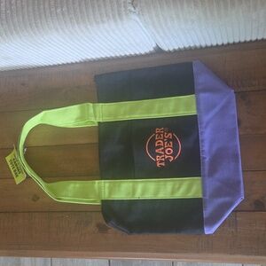 Trader Joe’s tote bag 🆕